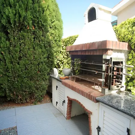 Oasis Near Coral Bay Βίλα