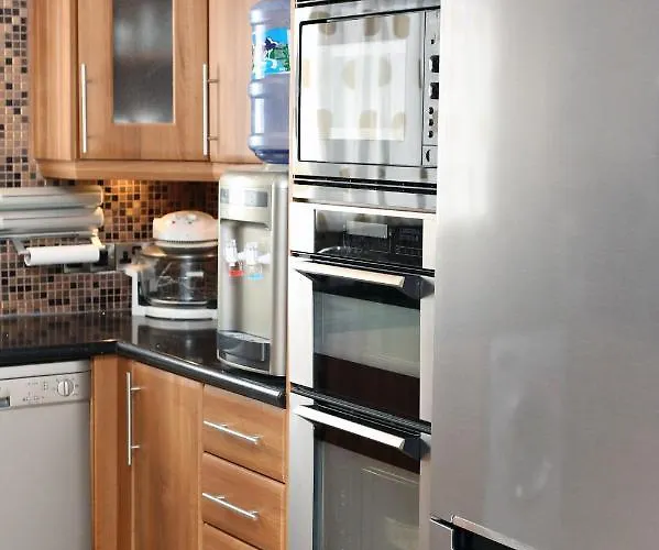 Oasis Near Coral Bay Πέγεια